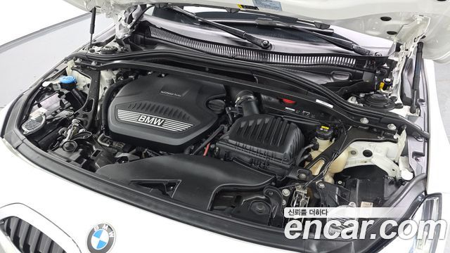 BMW 1 Series (F40) 118d Joy 2021 — фото 6