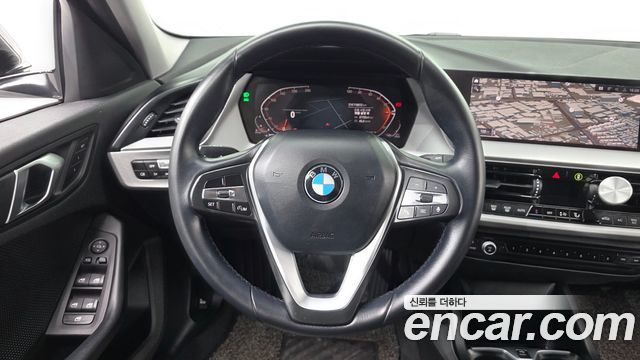 BMW 1 Series (F40) 118d Joy 2021 — фото 13
