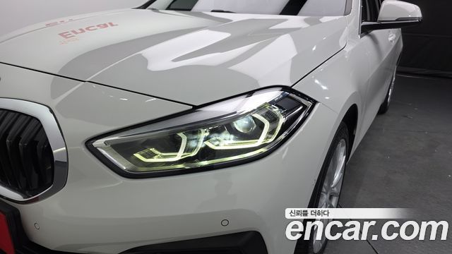 BMW 1 Series (F40) 118d Joy 2021 — фото 22