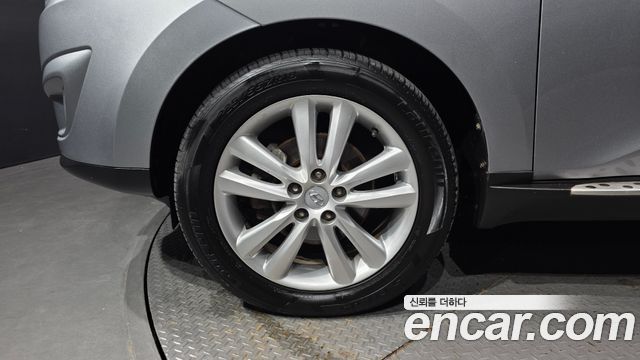 Hyundai Tucson ix Diesel 2WD X20 Special Pack 2013 — фото 5