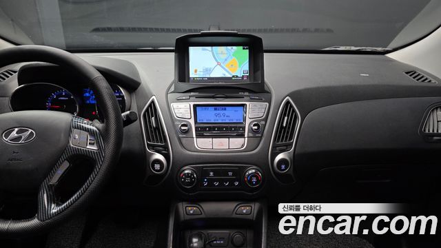 Hyundai Tucson ix Diesel 2WD X20 Special Pack 2013 — фото 14