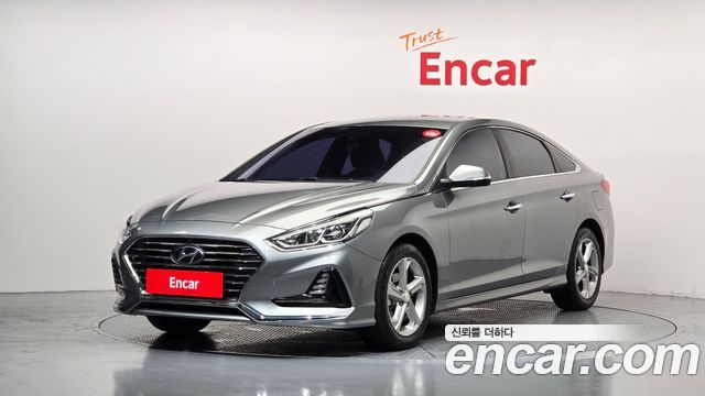 Hyundai Sonata New Rise 2.0 Smart
