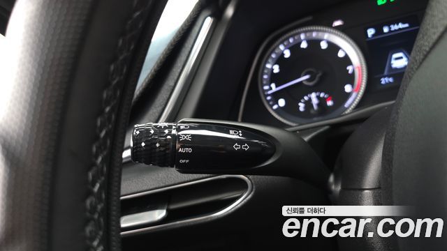 Hyundai Sonata (DN8) 2.0 Premium Family 2020 — фото 17