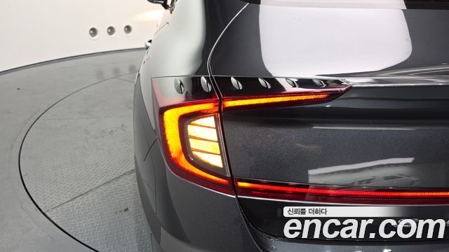Hyundai Sonata (DN8) 2.0 Premium Family 2020 — фото 23