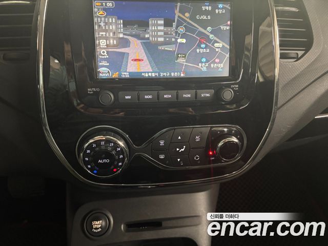 Renault Korea QM3 RE 2015 — фото 9