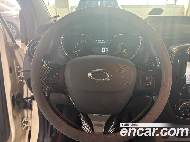 Renault Korea QM3 RE 2015 — фото 15