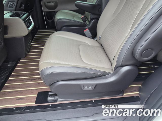 Kia Carnival (IV) Gasoline 9-Seater Signature 2024 — фото 22
