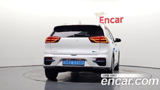 Kia Niro EV Prestige 2022 — фото 4