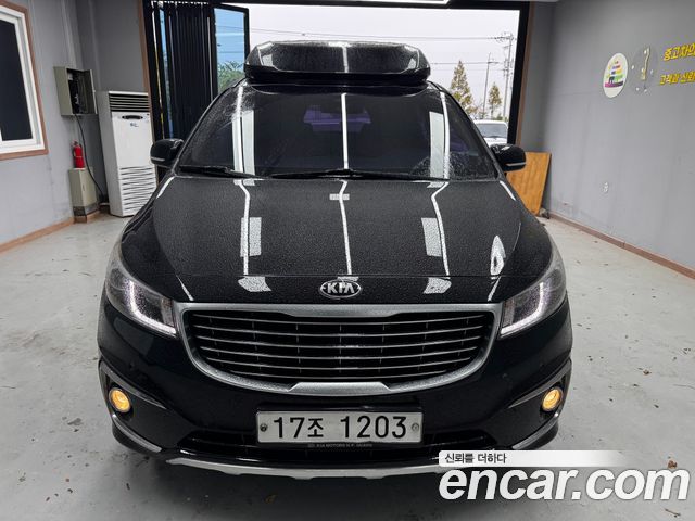 Kia Carnival 9-seater Hi-Limousine Prestige 2016 — фото 3