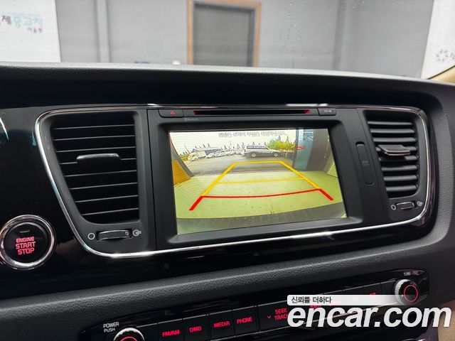 Kia Carnival 9-seater Hi-Limousine Prestige 2016 — фото 18