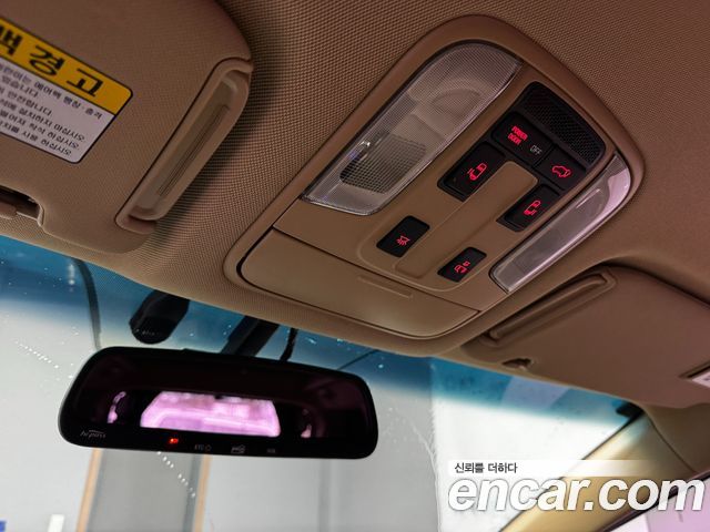 Kia Carnival 9-seater Hi-Limousine Prestige 2016 — фото 20