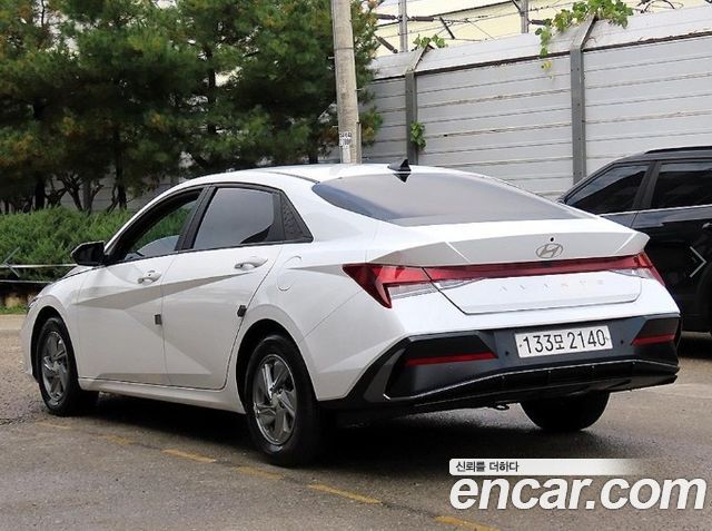 Hyundai Avante (CN7) 1.6 Smart 2024 — фото 3