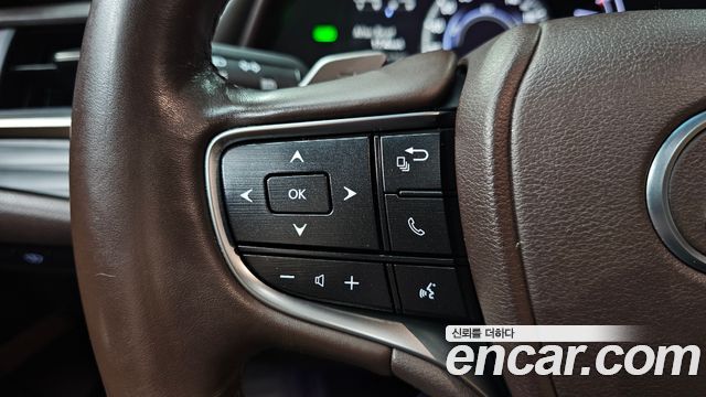Lexus ES300h (VII) Executive 2019 — фото 28
