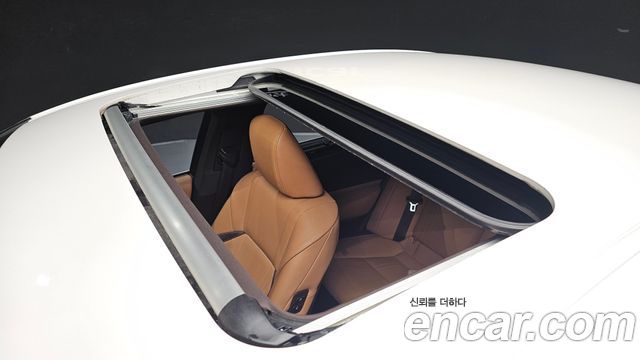 Lexus ES300h (VII) Executive 2019 — фото 32