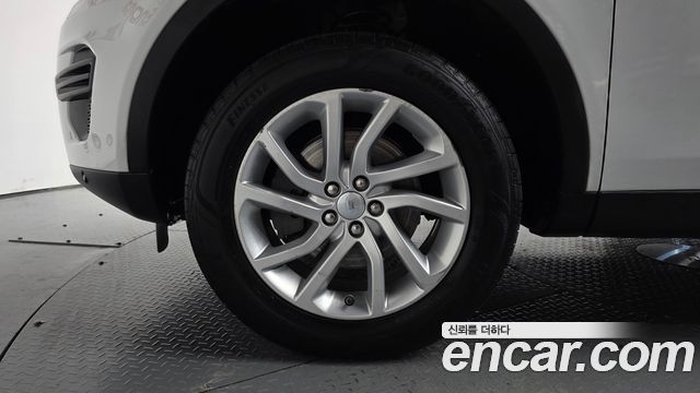 Land Rover Discovery Sport 2.0 TD4 SE (150PS) 2019 — фото 5