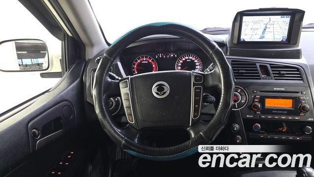 KG Mobility (SsangYong) Korando Sport Adventure 60th Edition 4WD 2015 — фото 12