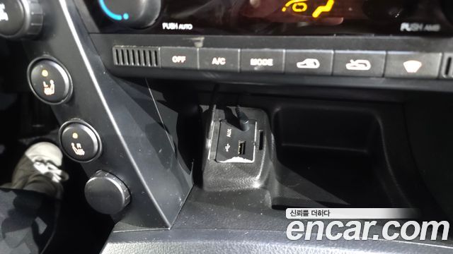 KG Mobility (SsangYong) Korando Sport Adventure 60th Edition 4WD 2015 — фото 30