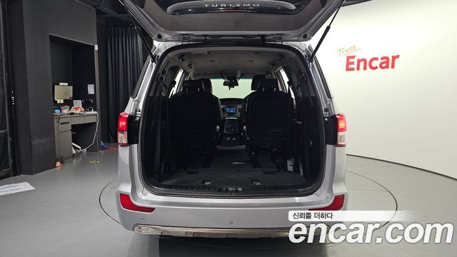 KG Mobility (SsangYong) Korando Turismo 4WD TX 9-seater 2017 — фото 20