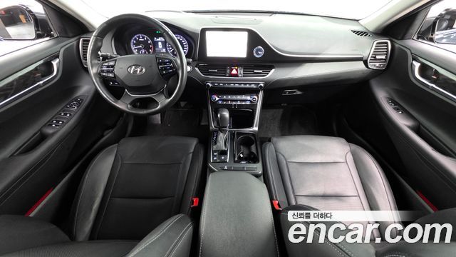 Hyundai Grandeur (IG) 2.4 Premium 2017 — фото 7