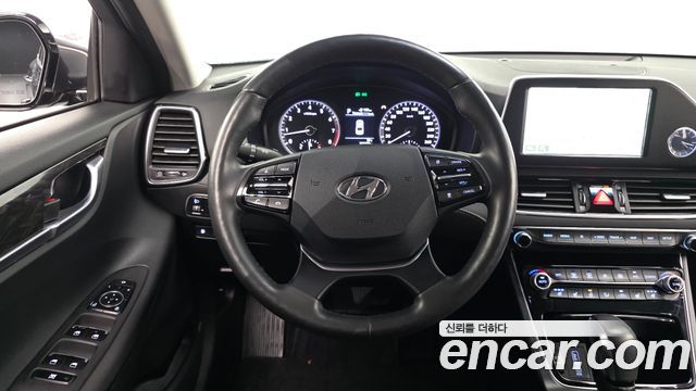 Hyundai Grandeur (IG) 2.4 Premium 2017 — фото 12