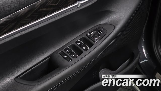 Hyundai Grandeur (IG) 2.4 Premium 2017 — фото 16