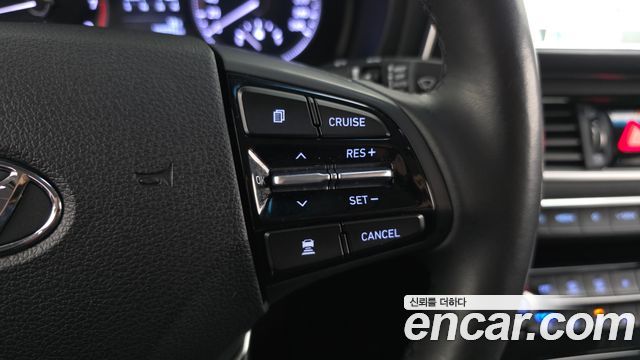Hyundai Grandeur (IG) 2.4 Premium 2017 — фото 18