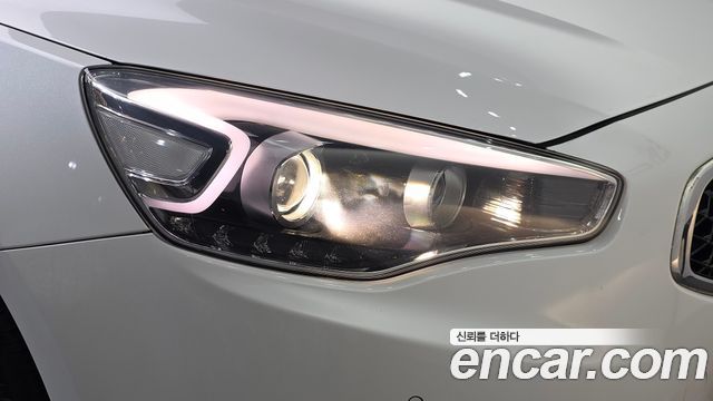 Kia K7 LPI 3.0 Prestige 2013 — фото 28