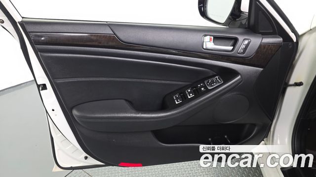 Kia K7 LPI 3.0 Prestige 2013 — фото 30