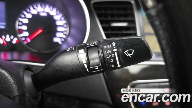 Kia K7 LPI 3.0 Prestige 2013 — фото 36
