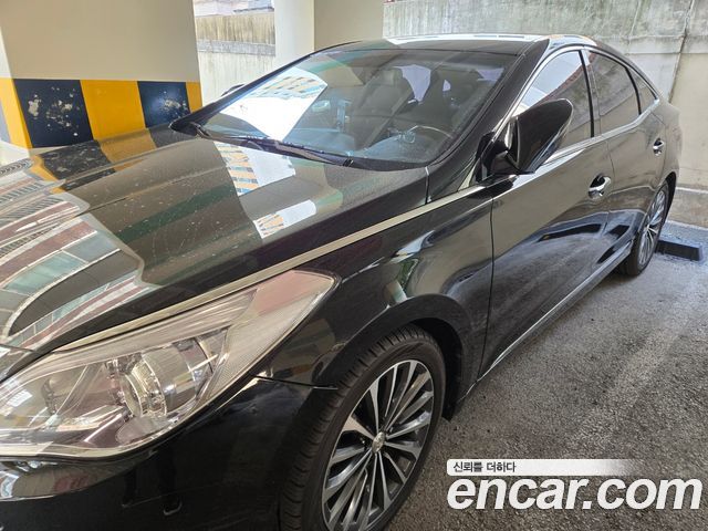 Hyundai Grandeur (HG) HG240 Modern