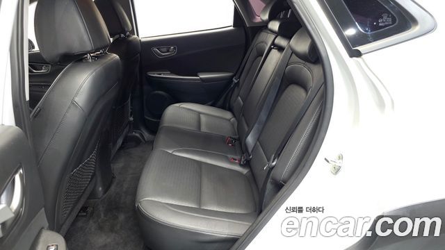 Hyundai Kona Electric Premium 2020 — фото 11