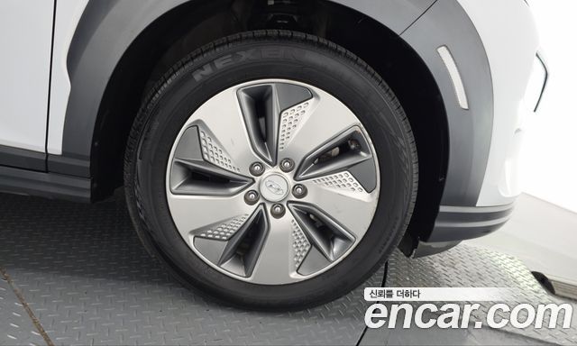 Hyundai Kona Electric Premium 2020 — фото 21