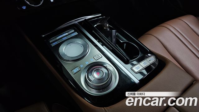 Genesis Electrified G80 (RG3) e-AWD 2022 — фото 9