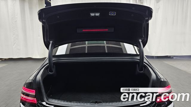 Genesis Electrified G80 (RG3) e-AWD 2022 — фото 16