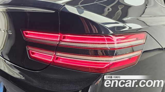 Genesis Electrified G80 (RG3) e-AWD 2022 — фото 23
