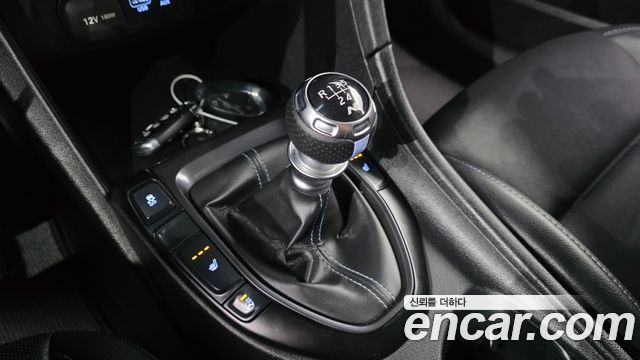 Hyundai Veloster (JS) 2.0 N 2019 — фото 9