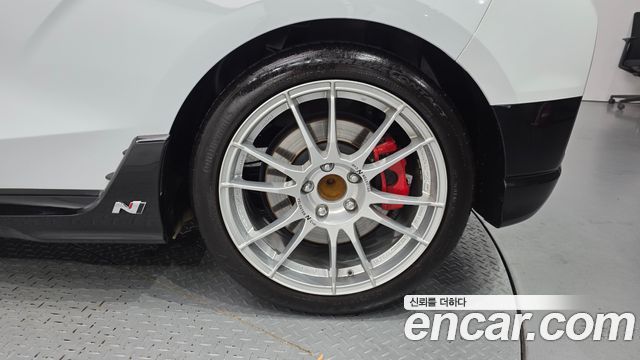 Hyundai Veloster (JS) 2.0 N 2019 — фото 21