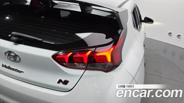 Hyundai Veloster (JS) 2.0 N 2019 — фото 23