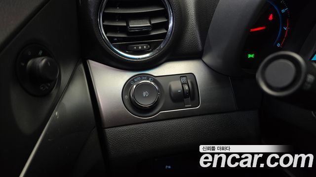 Chevrolet Orlando LPG LTZ Premium 2014 — фото 16