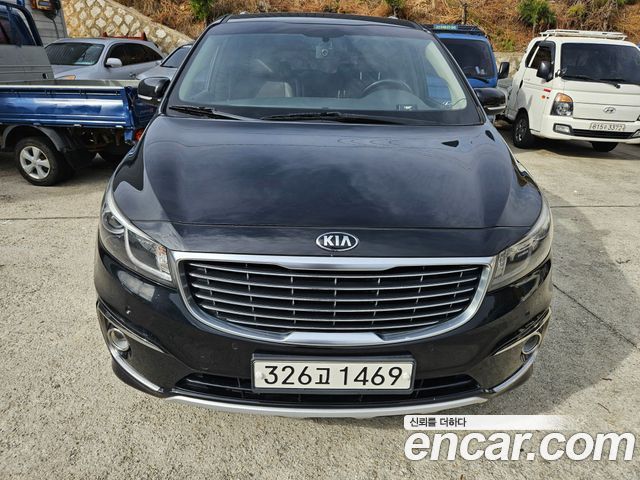 Kia Carnival 9-seater Luxury 2017 — фото 6
