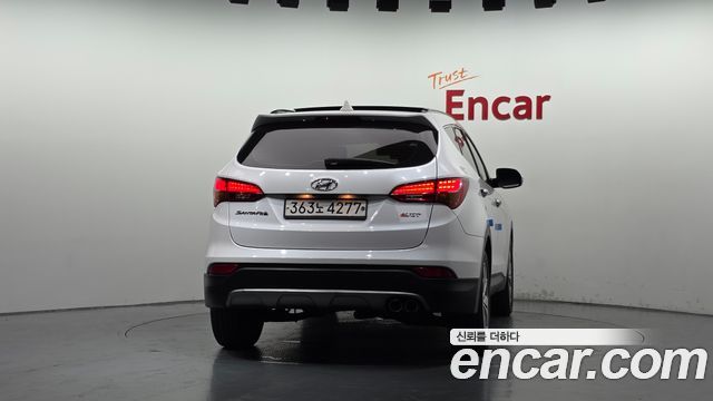 Hyundai Santa Fe (DM) Diesel(e-VGT) 2.0 2WD Exclusive 2015 — фото 4