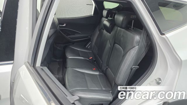 Hyundai Santa Fe (DM) Diesel(e-VGT) 2.0 2WD Exclusive 2015 — фото 11