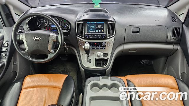 Hyundai Grand Starex 4WD 12-Seater Wagon Modern Special 2016 — фото 7