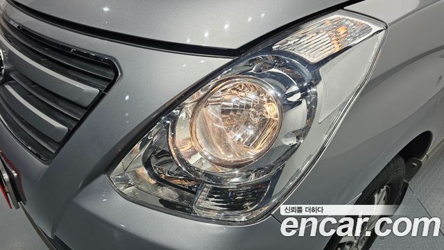 Hyundai Grand Starex 4WD 12-Seater Wagon Modern Special 2016 — фото 22