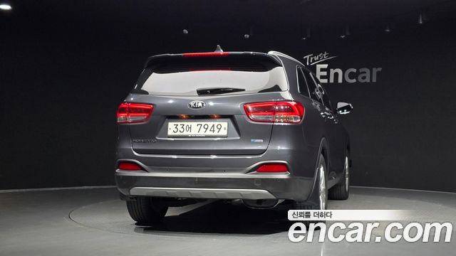 Kia Sorento Diesel 2.0 2WD Prestige 2015 — фото 4
