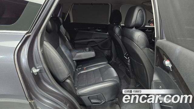 Kia Sorento Diesel 2.0 2WD Prestige 2015 — фото 12