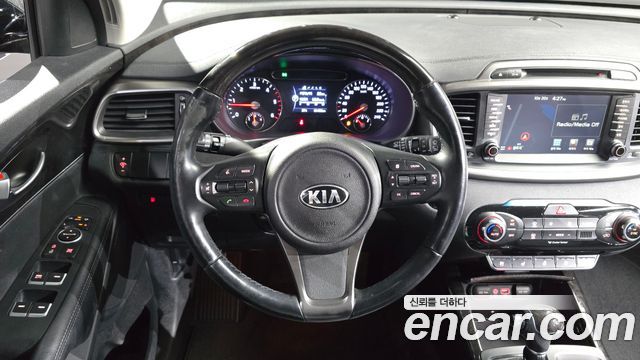 Kia Sorento Diesel 2.0 2WD Prestige 2015 — фото 14