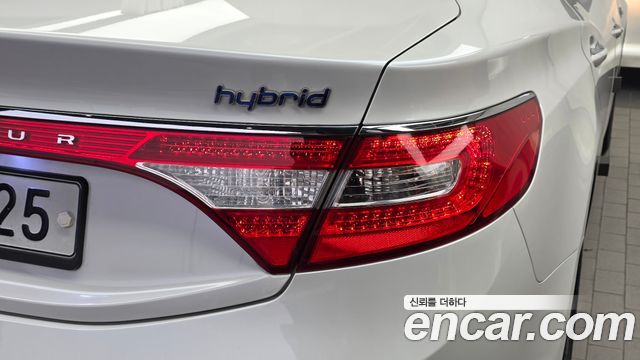 Hyundai Grandeur Hybrid (HG) Premium 2015 — фото 23
