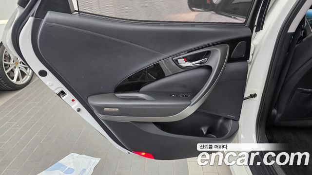 Hyundai Grandeur Hybrid (HG) Premium 2015 — фото 25