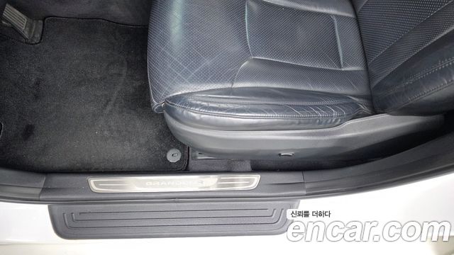 Hyundai Grandeur Hybrid (HG) Premium 2015 — фото 31